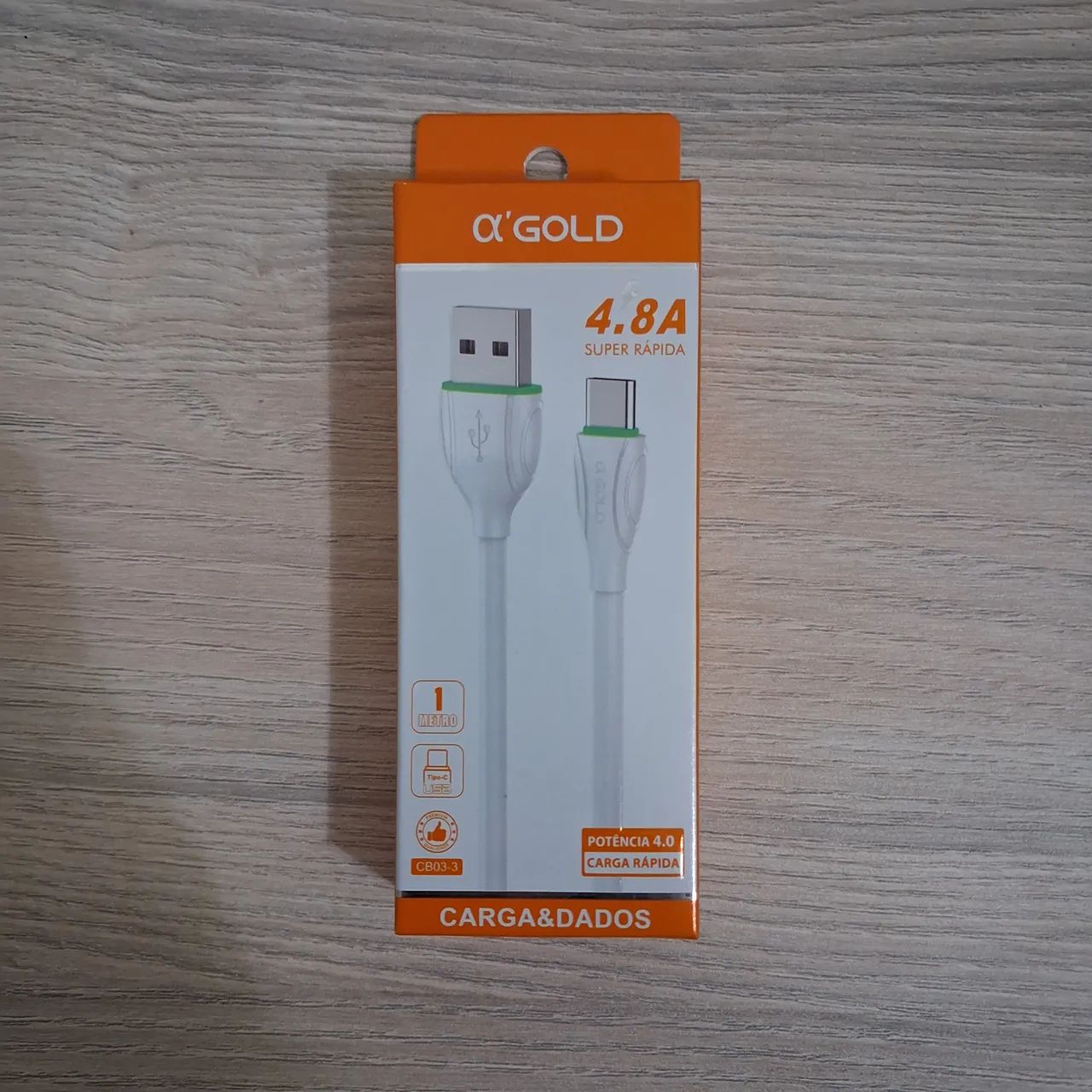 USB-C com 1 metro de comprimento - Branco - Novo