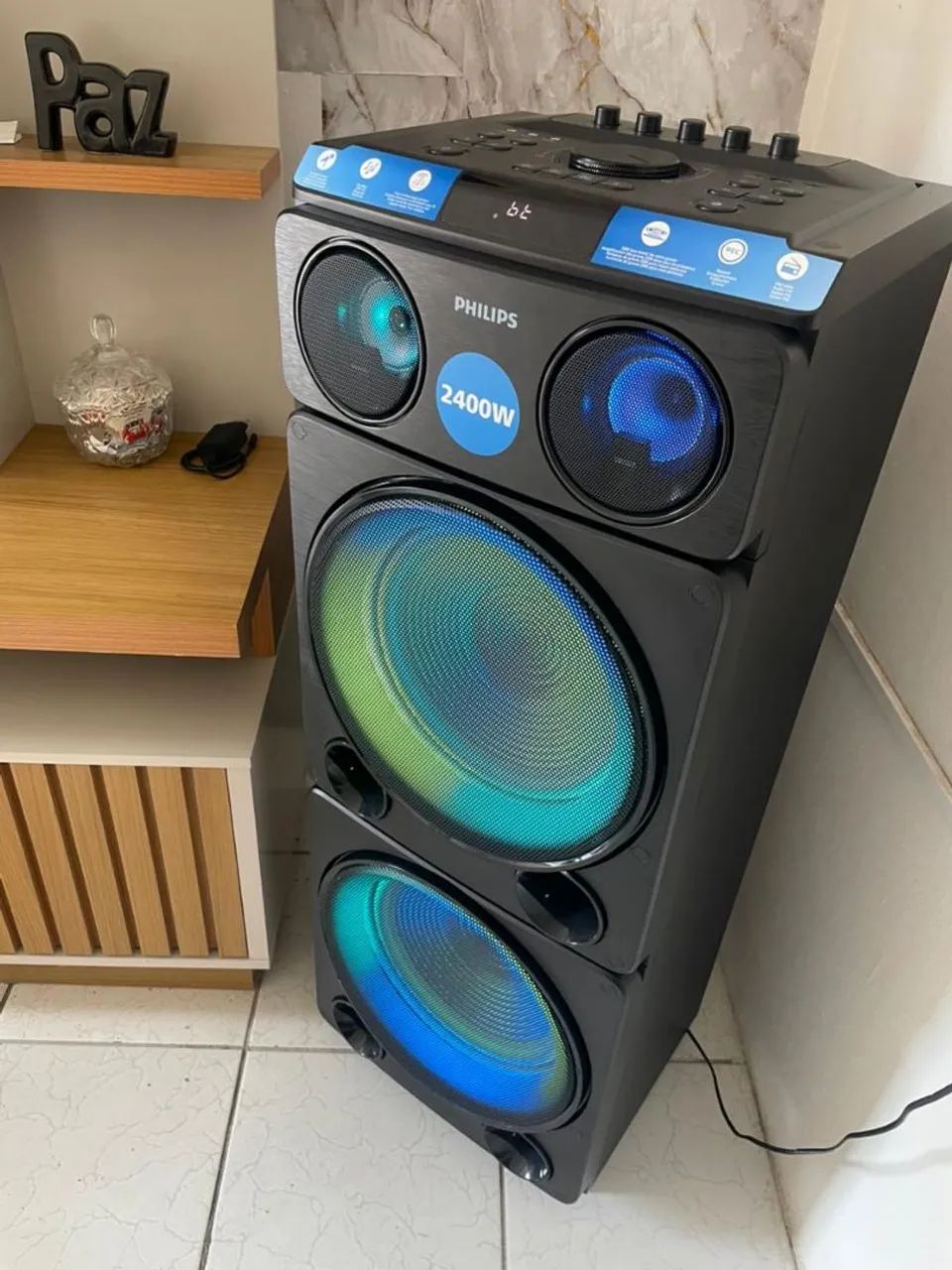 Torre de som Philips de 2400W Seminova. - Foto 3