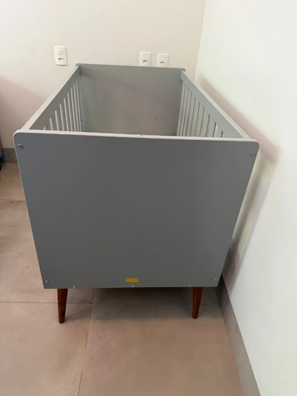 Conjunto de Quarto de Bebê Retrô - Impecável! - Foto 4