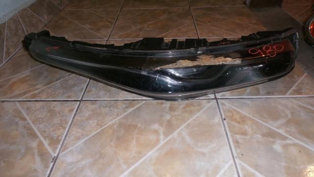 Farol fiat touro