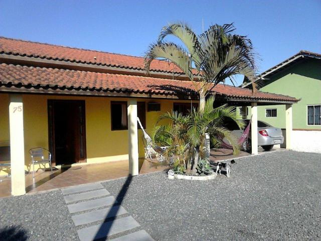 Casa à venda com 3 dormitórios em Costeira, Balneário barra do sul cod:FT1089