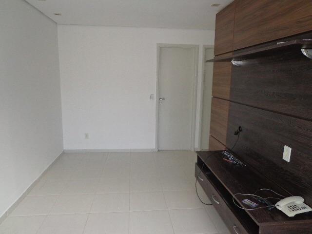 Alugamos casa em cond no Bairro Novo com 3 quartos - Foto 2
