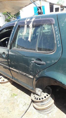 Porta esquerda traseira VW Golf 2002