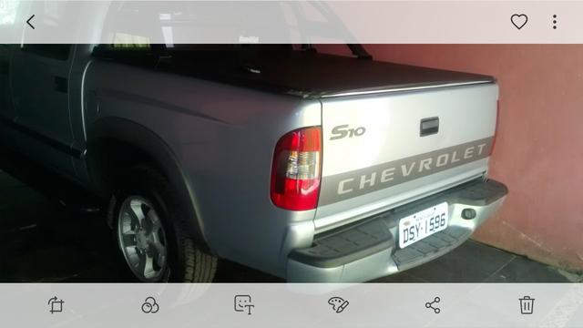 Troca s10 + meio lote no Barreiro em sete lagoas em hilux ou s10