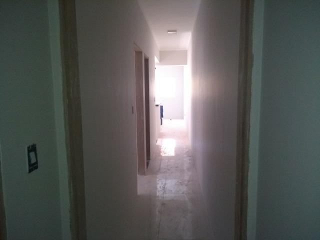 2 Quartos com Suíte Próximo AV. Duque de Caxias Linda Casa Fino Acabamento - Foto 9
