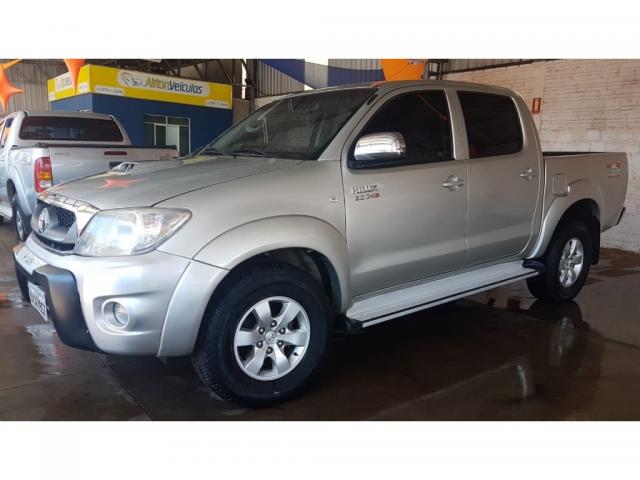 TOYOTA HILUX SW4 SRV D4-D 4X4 3.0 TDI DIES. AUT - Foto 3