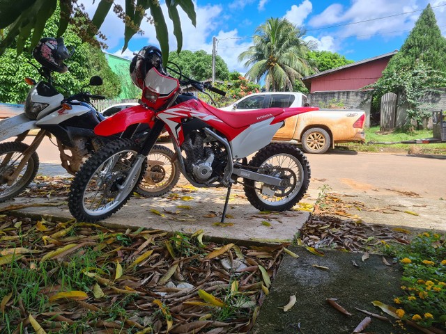 MOTO CRF 250 F SEMINOVA