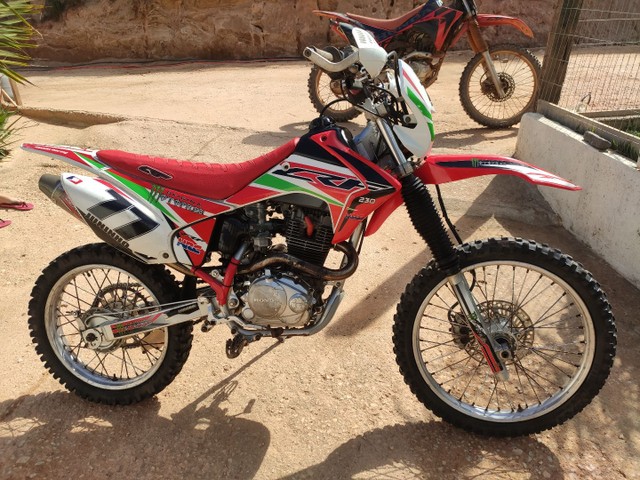 HONDA CRF 230 2011 2° DONO