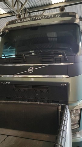 VOLVO FH 460 6X2 2016 AUTOMÁTICO