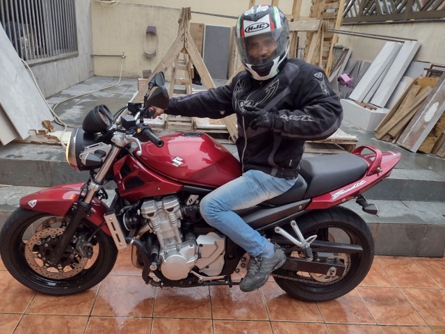 BANDIT 650 OU TROCO