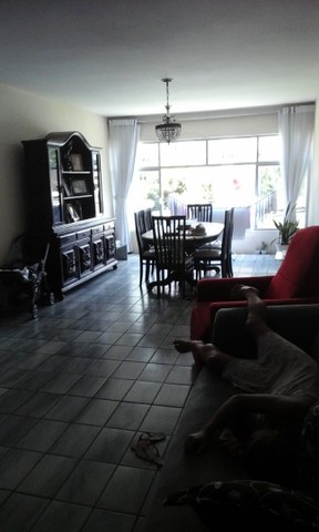 APARTAMENTO À VENDA NO ESPINHEIRO