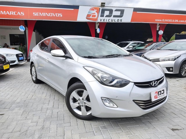 HYUNDAI ELANTRA 1.8 GLS 2013 ÚNICO DONO