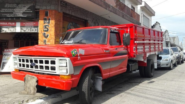 F 4000