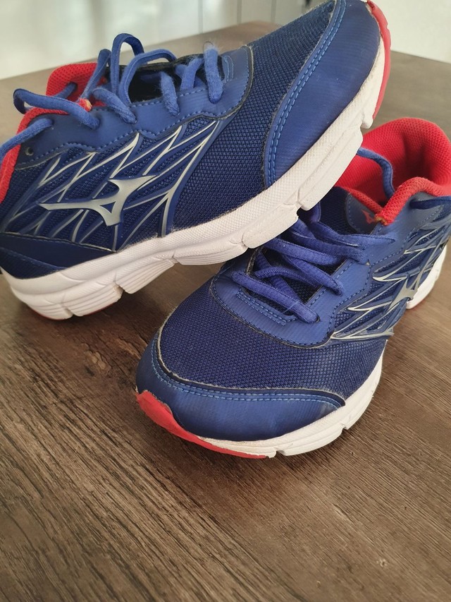 tenis mizuno infantil numero 33