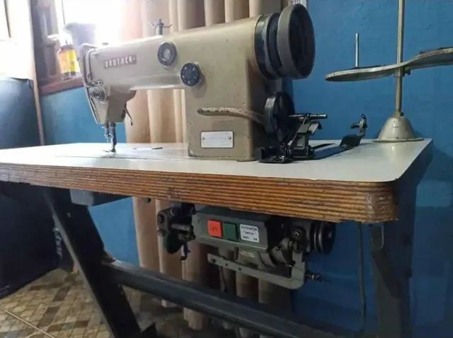 Maquina de costura reta industrial Brother - Foto 3