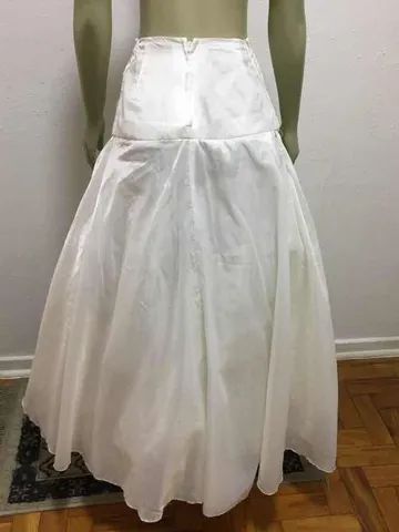 Saia longa para forro de vestido de noiva ótimo estado - Foto 4