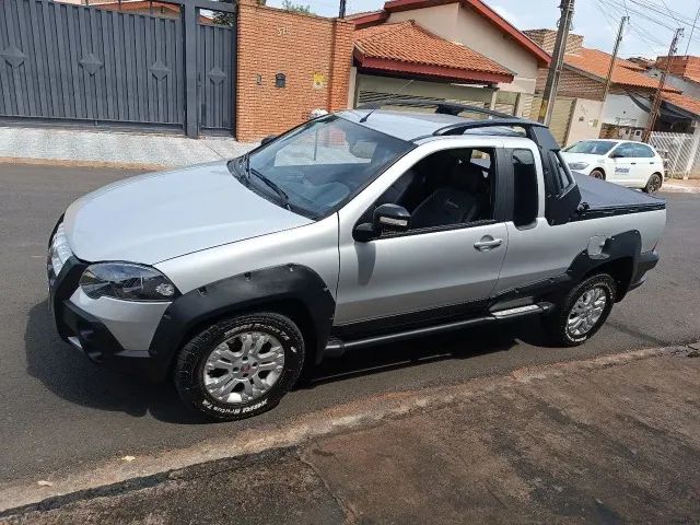 FIAT STRADA 2009 Usados e Novos