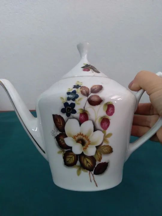 Bule de porcelana com flores POZZANI - Foto 4