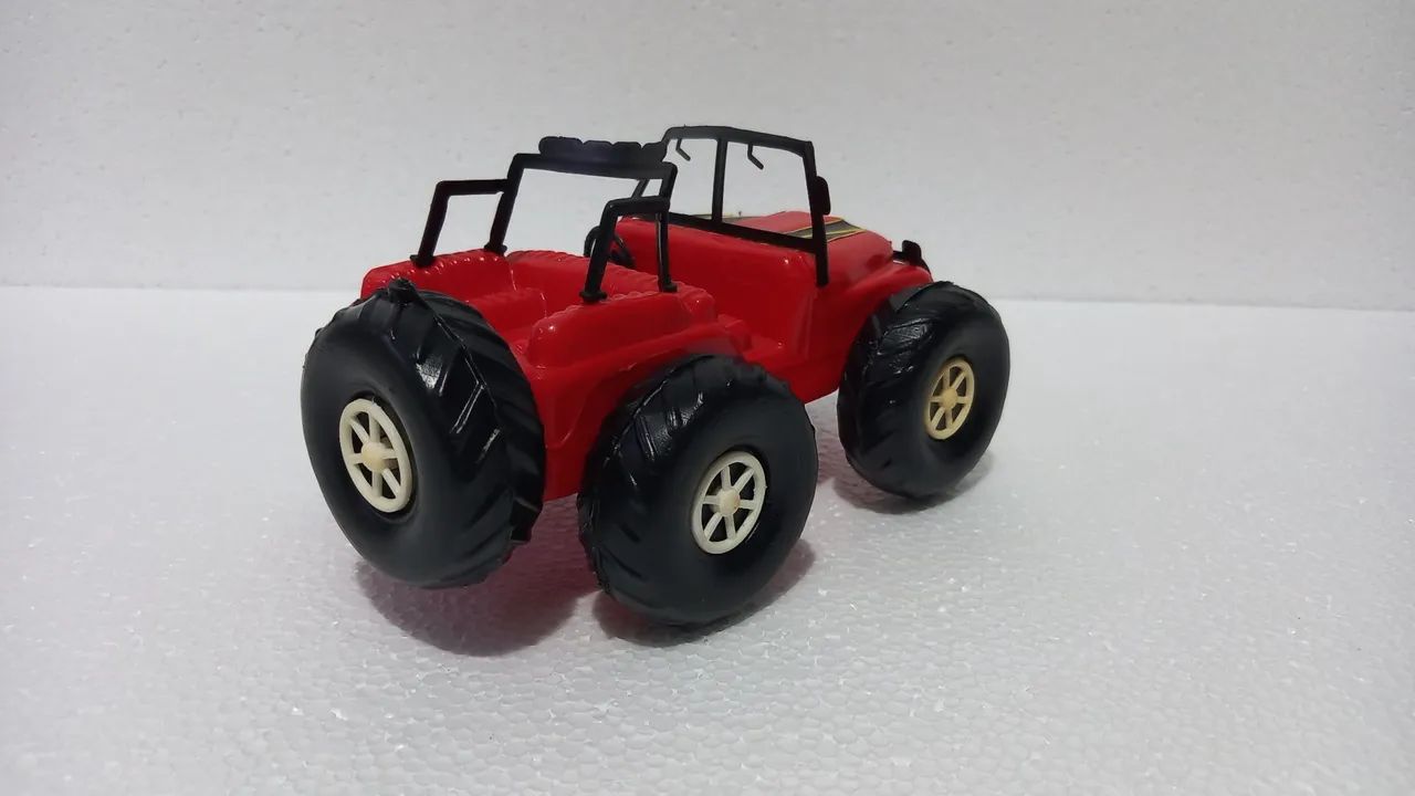 Jeep de Brinquedo Antigo plástico  bolha - Foto 2