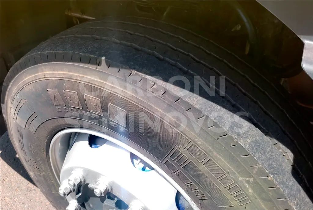 IVECO HI WAY 600S44T 6X2, ANO 2018/2019 - Foto 14