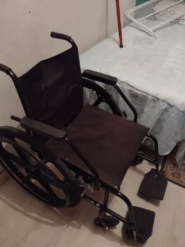Cadeira de rodas  - Foto 2