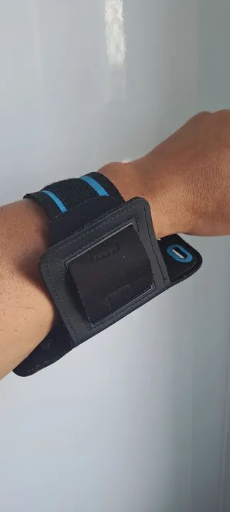 Capa de Braço Suporte Braçadeira de Celular para Corrida e Caminhada até 6.5 Polegadas<br> - Foto 4
