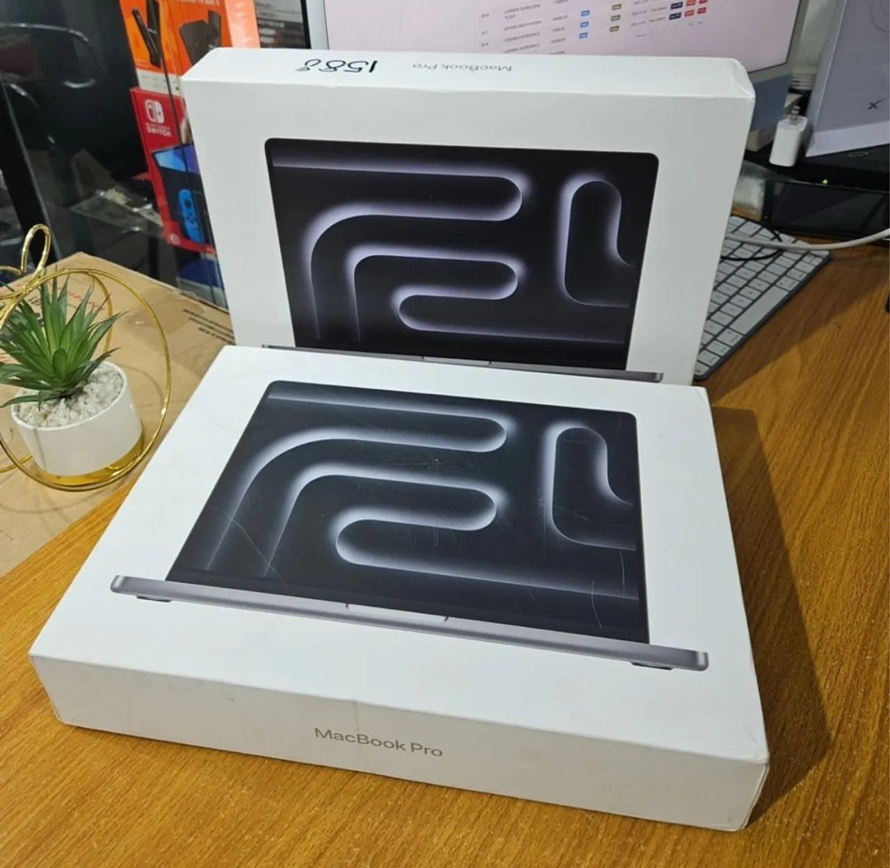 MacBook Pro M5 14.2 2025 24GB/ 1TBSSD - Computadores e Desktops