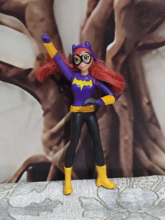 Boneca Bat Girl - A Heroína que Faltava na Sua Coleção! - Foto 4