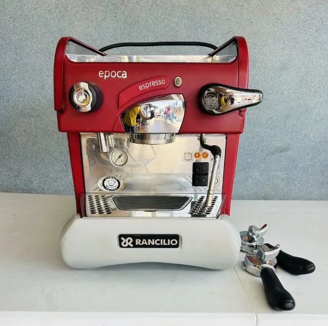 Cafeteira Rancilio, modelo Epoca - Equipamentos Para Comércio