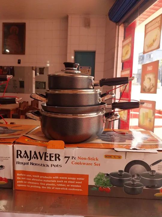 Jogo de panela novo na caixa - Foto 4