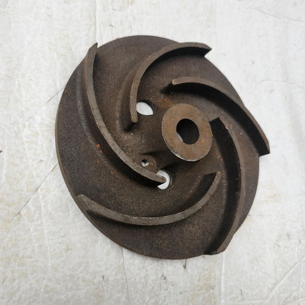 Trator esteira caterpillar D8H D8K rotor bomba dagua novo original 7M5692 - Foto 2