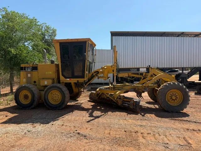 Motoniveladora CAT 120 H ano 1998 - Foto 3