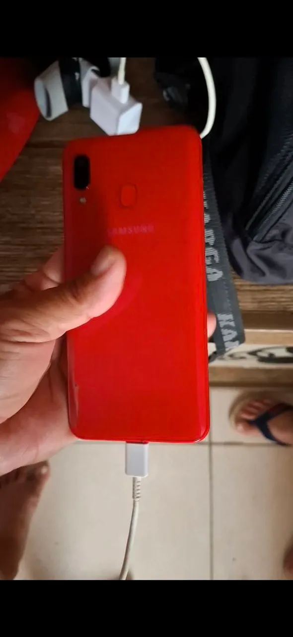 Samsung a20 32gb 250reais
