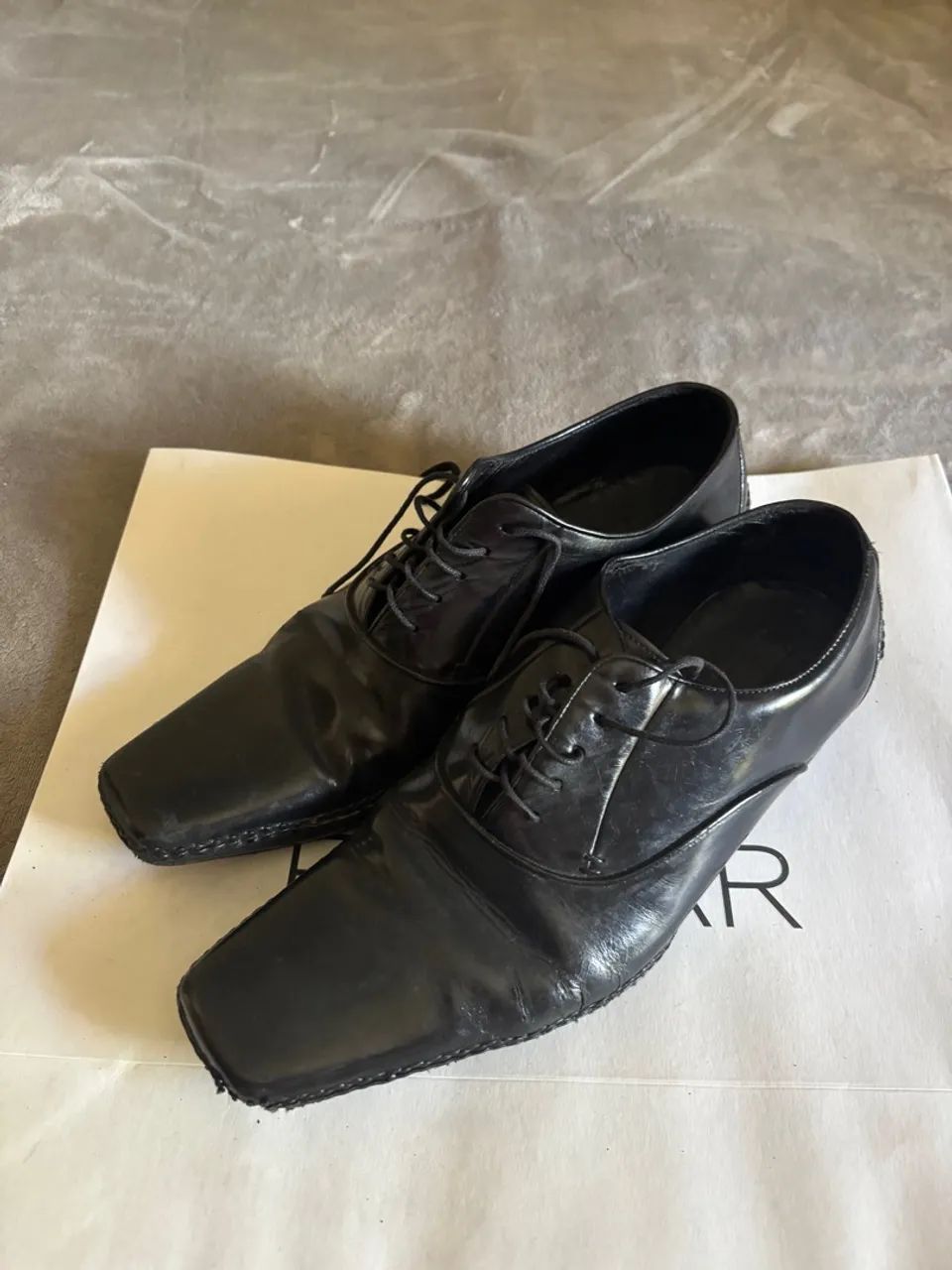 Sapatos social em couro preto Zara tamanho 41
