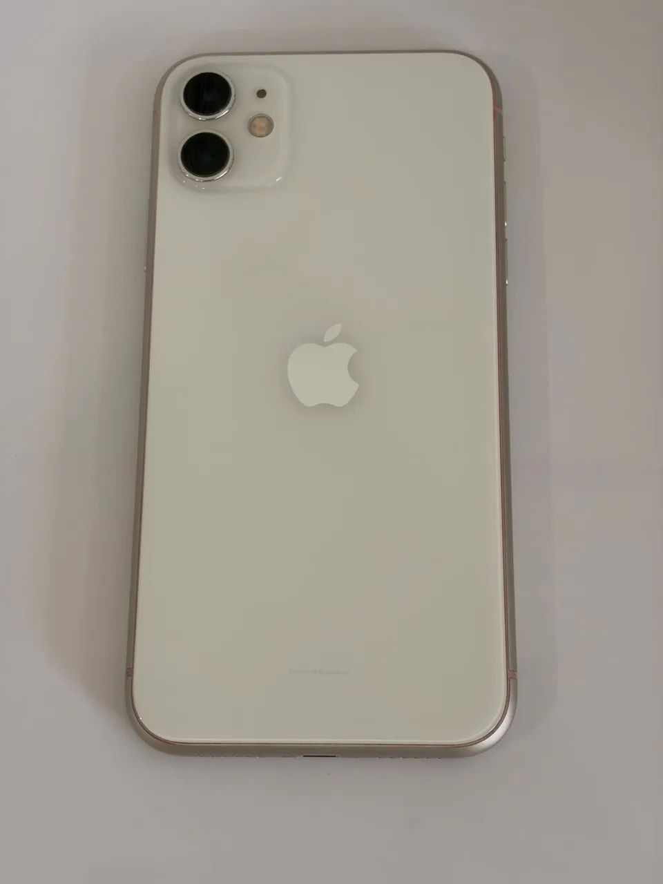 iPhone 11 64 gigas na cor branca. - Celulares e Smartphones