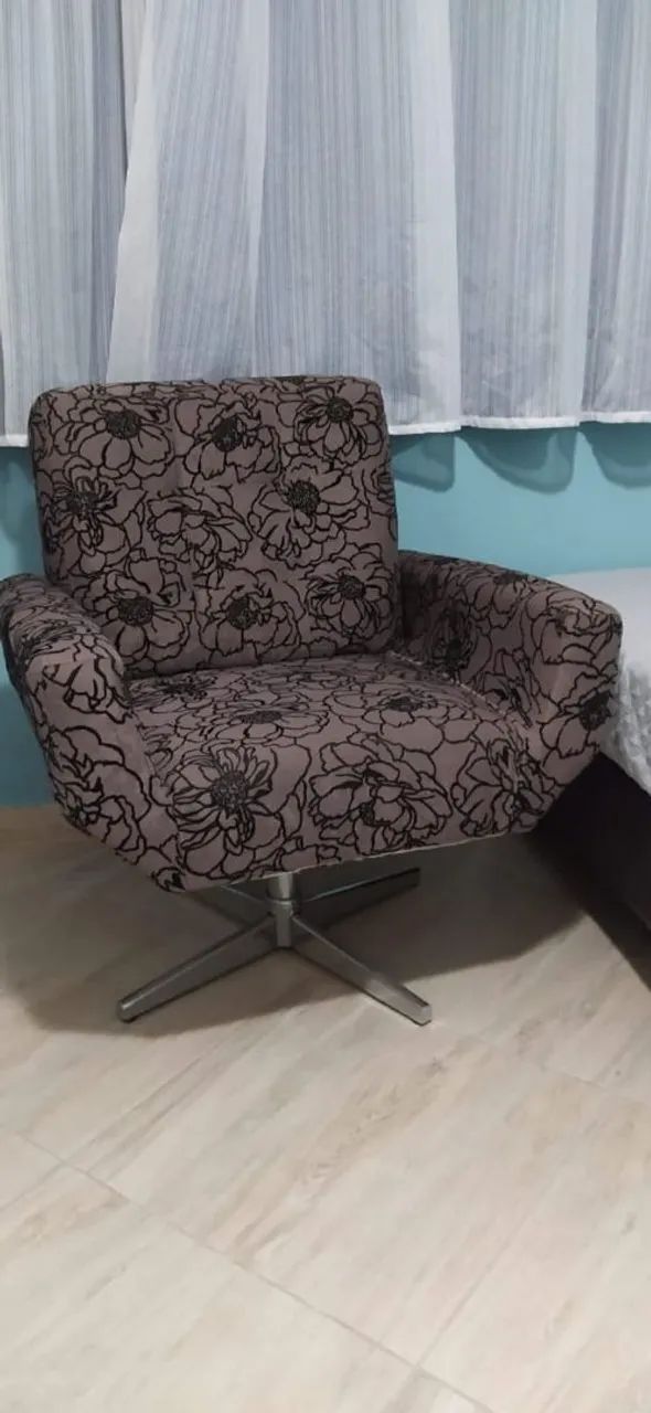 Sofa - Poltrona Giratória 