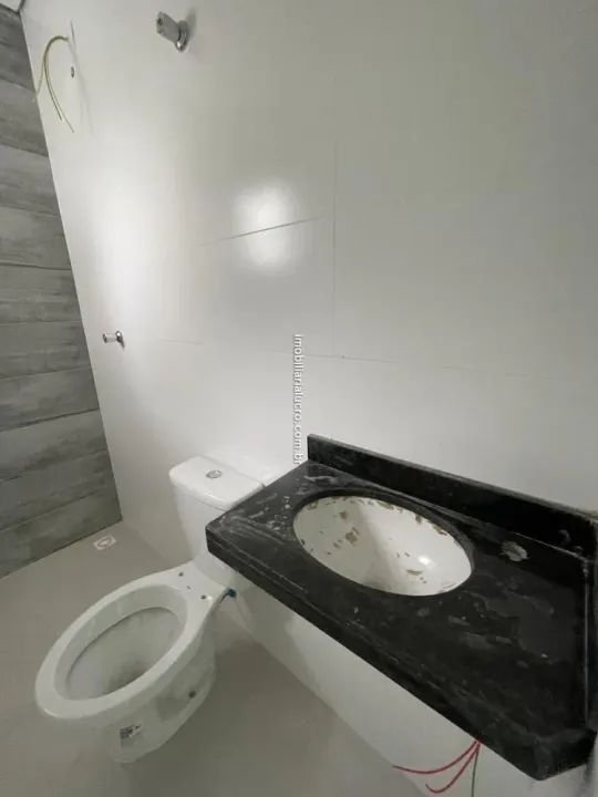Cobertura Duplex! 2 Dormitórios sendo 1 Suíte, com Elevador! - de 530.000 por R$ 495.000! - Foto 11