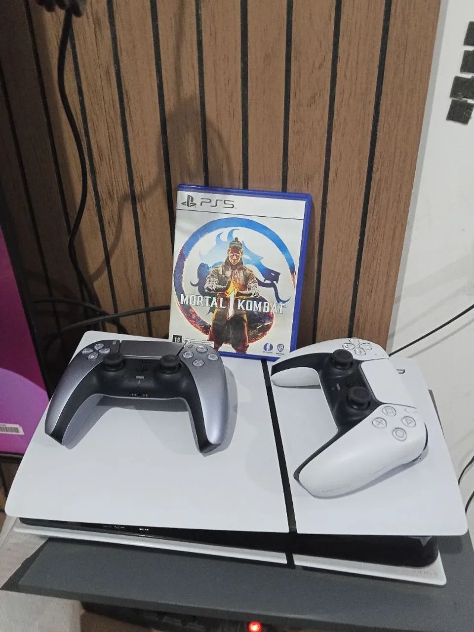 Ps5 com dois controles - Foto 3