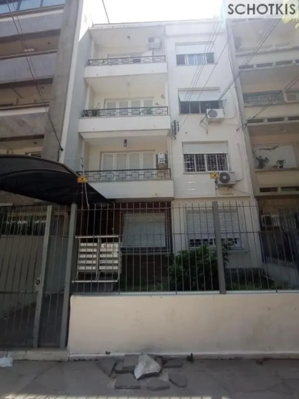 IMOBILIÁRIA SCHOTKIS VENDE EXCELENTE APARTAMENTO DE 03 DORMITÓRIOS, RARIDADE, ÚNICO NO BAI