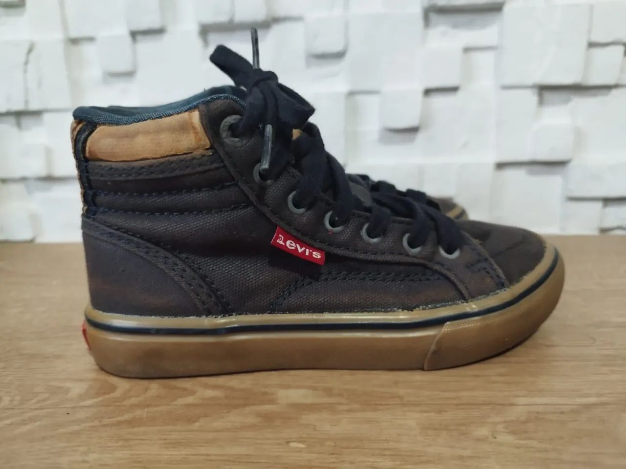 Tênis Levi's Infantil - Tamanho 26 Conforto e Estilo! - Foto 4