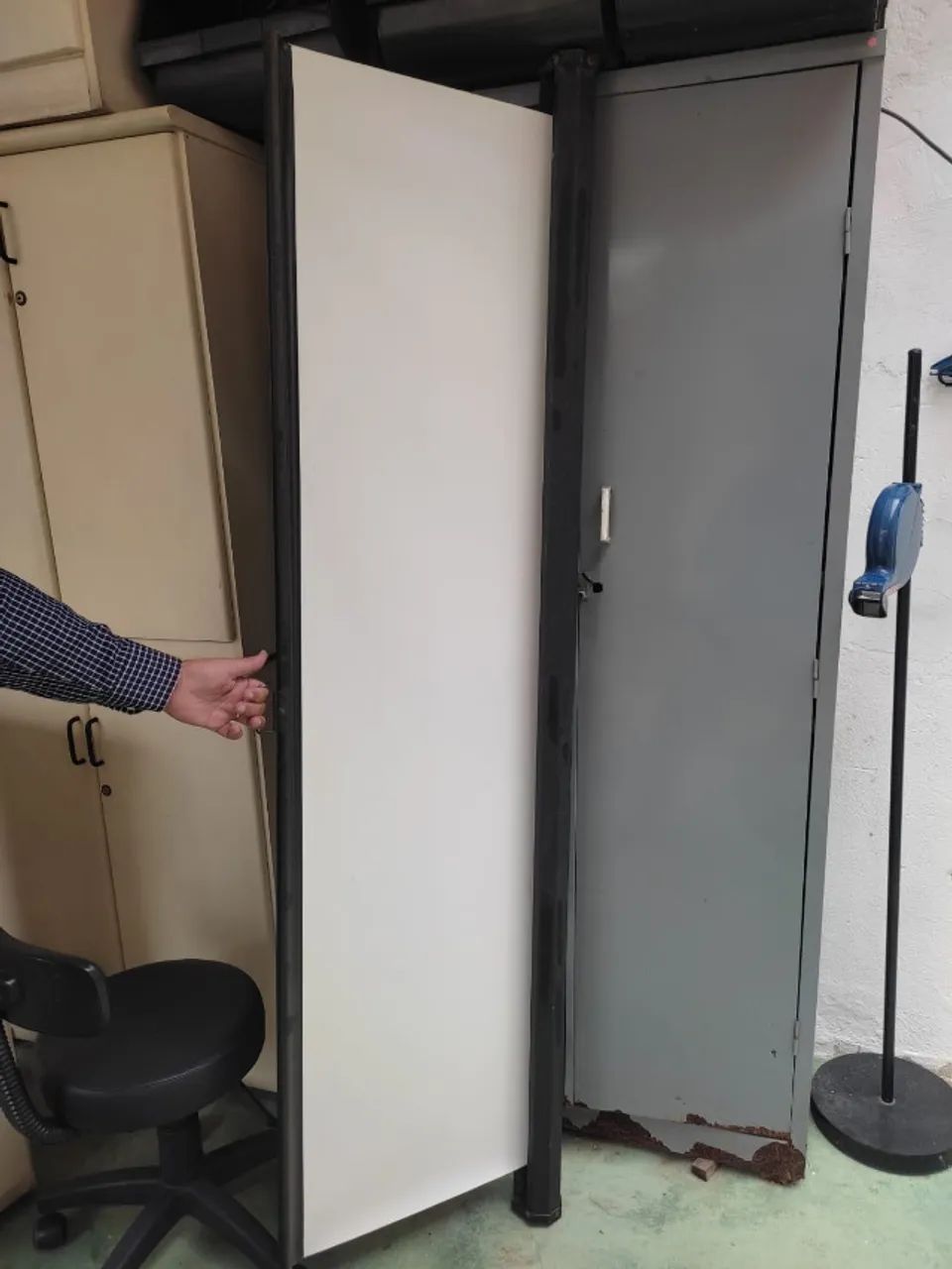 Tela de projeção retrátil64289866577539121