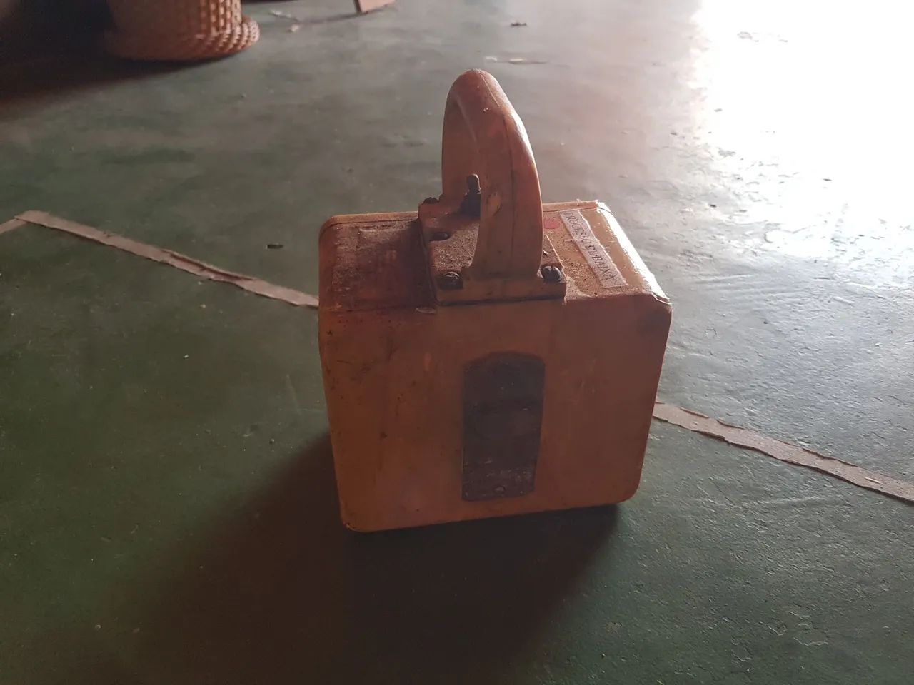 Refletor de Luz Antigo marítima . - Foto 4