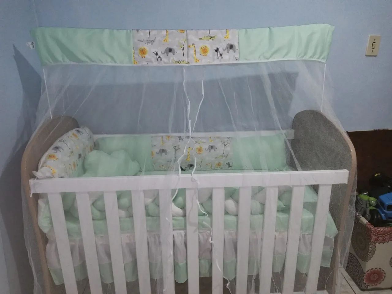 Berço infantil novo + colchão  - Foto 2