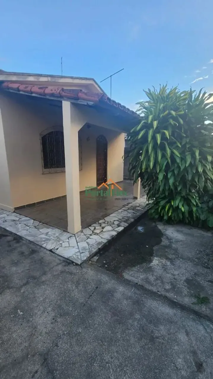 Casa á venda ou aluguel em Parque Residencial Laranjeiras - Serra/ES
