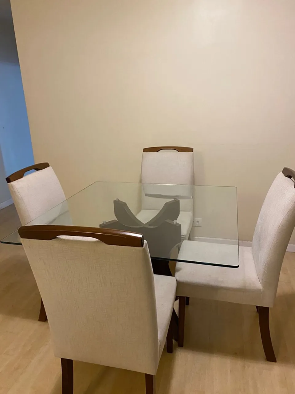 Mesa de jantar com 4 cadeiras - Limeira/Sp