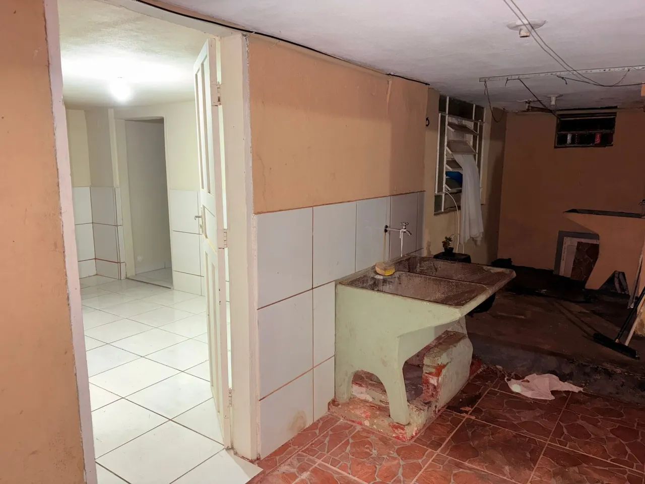 Alugo DOIS CÔMODOS jd ideal  - Foto 3