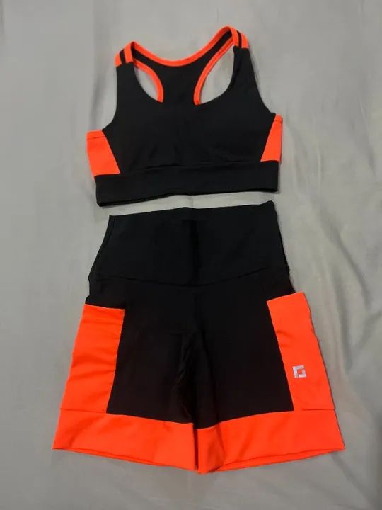 Conjunto Top Nadador + Shorts