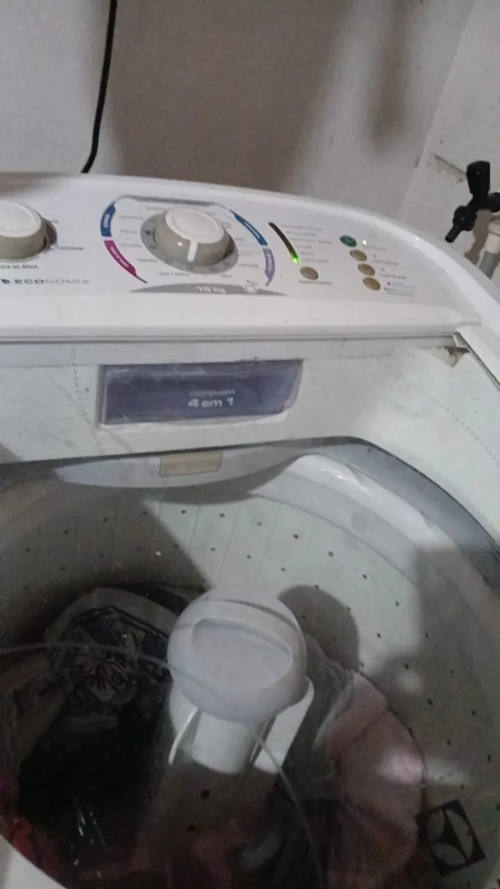Máquina de Lavar Roupa Electrolux 15kg