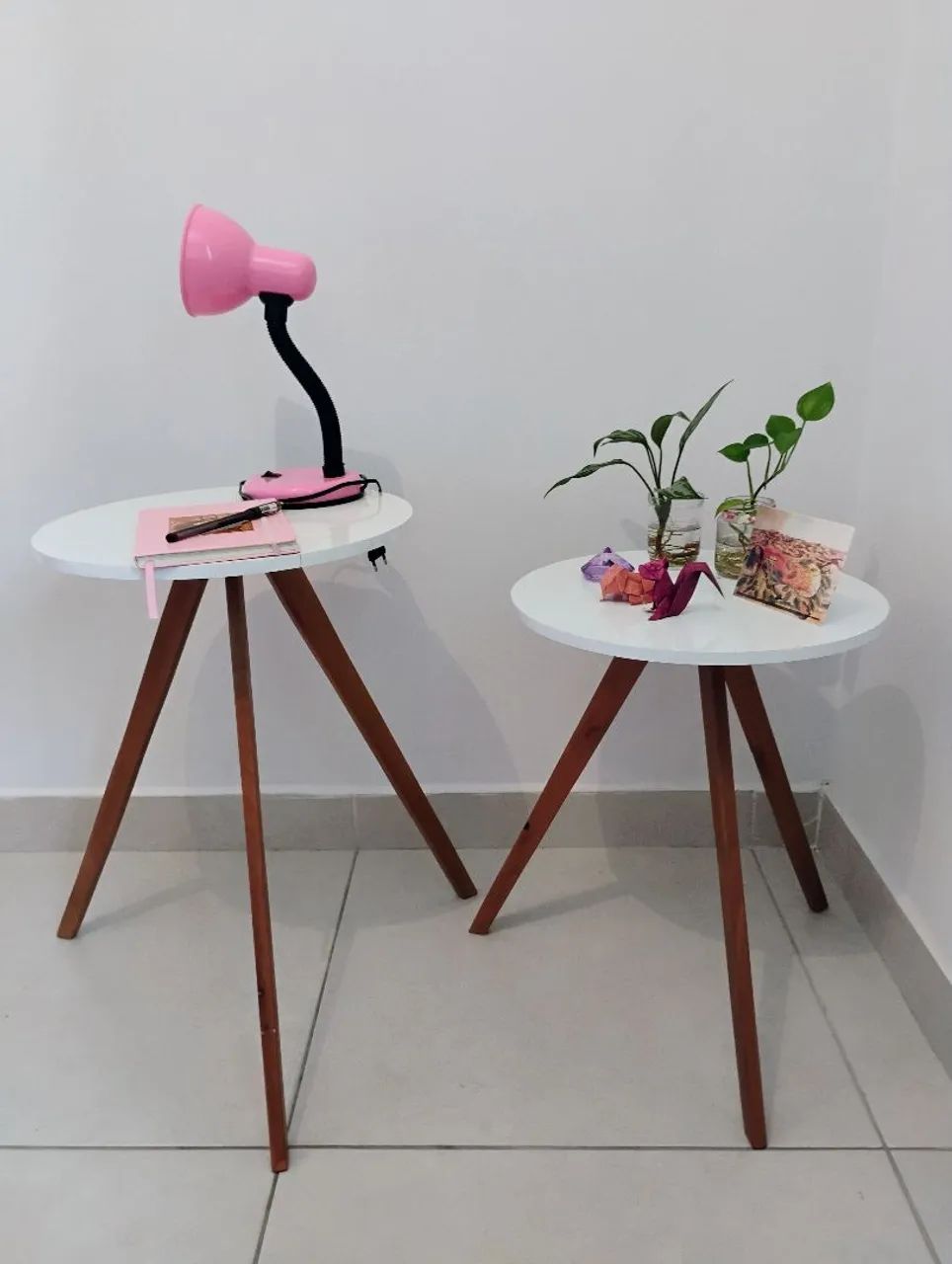 Mesa Lateral de Madeira - Par - Foto 2