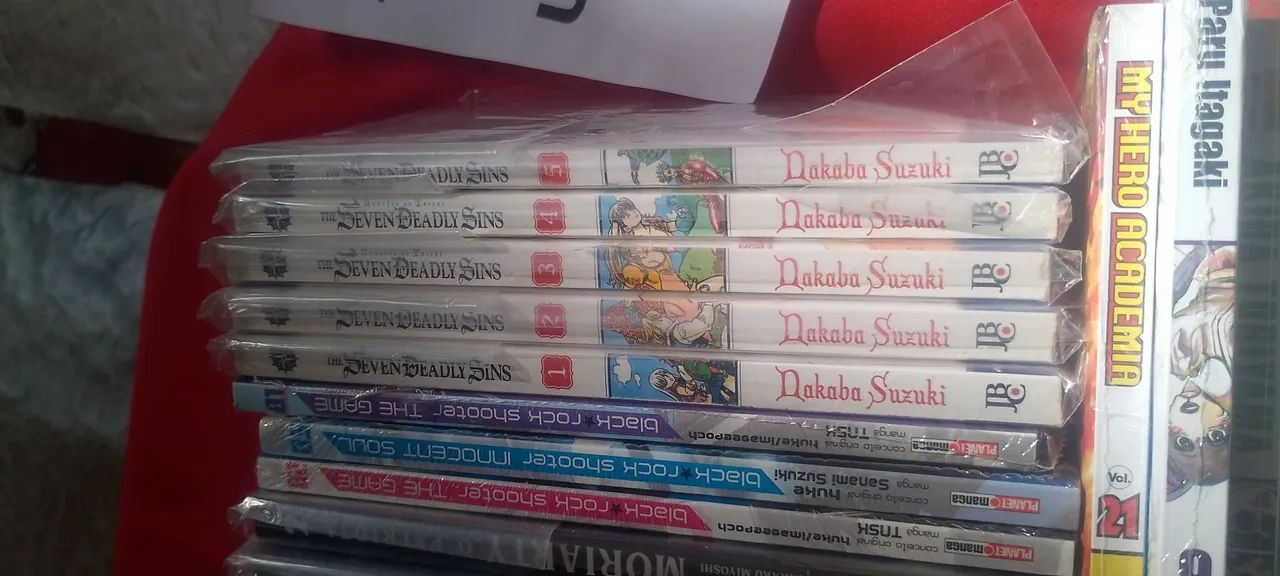 Mangás 15 volumes em ótimo estado (lote) - Livros e revistas